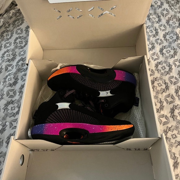 Jordan Other - Mens 7.5 Jordan Sunsets
